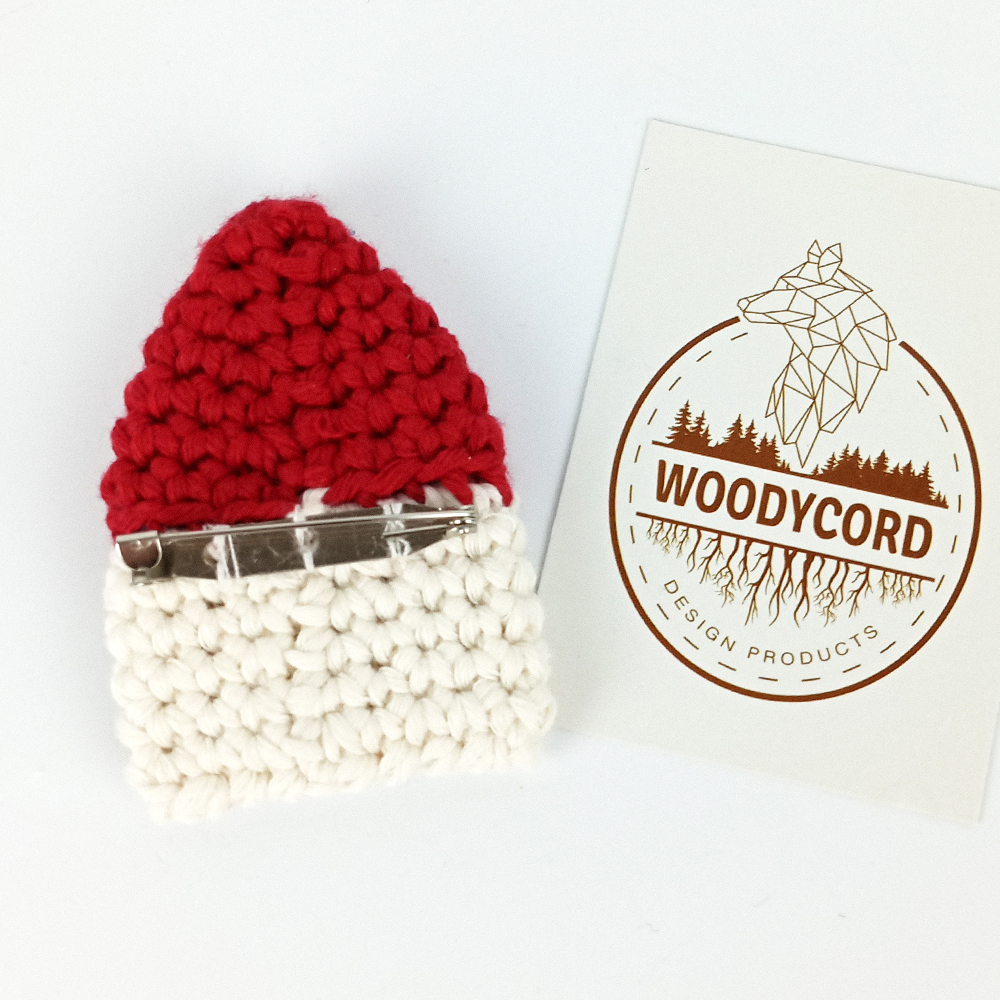 Woodycord%20El%20Örgüsü%20Kırmızı%20Çatılı%20Ev%20Broş